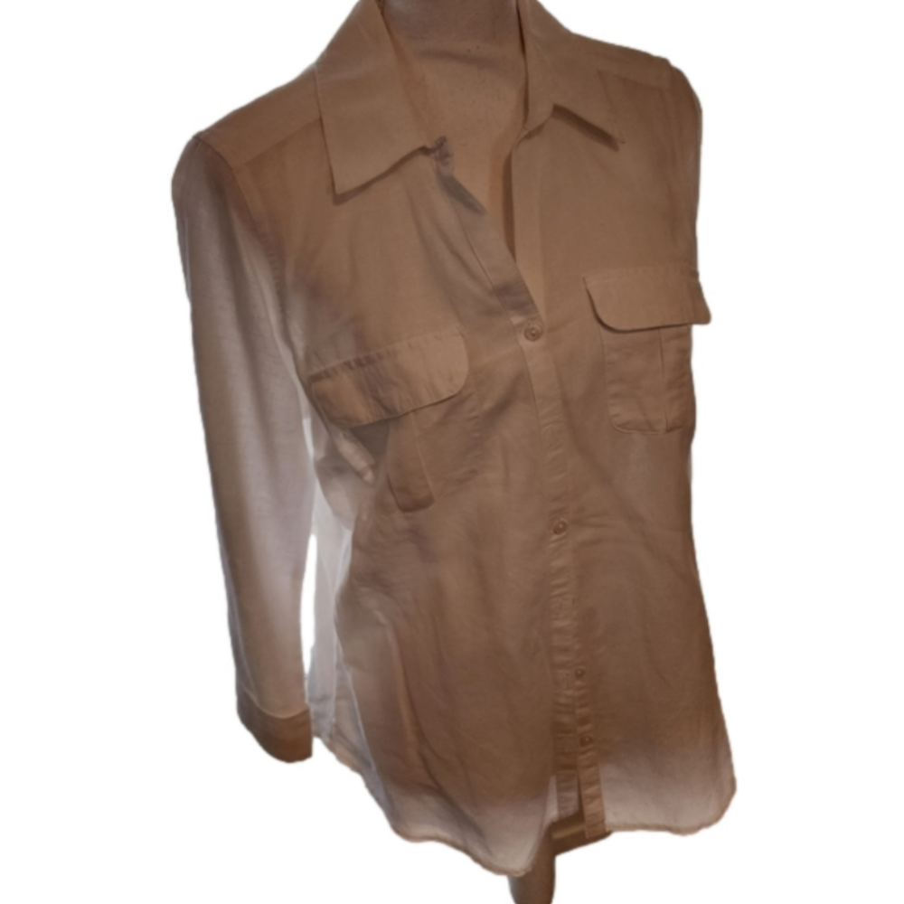 White adjustable sleeve blouse